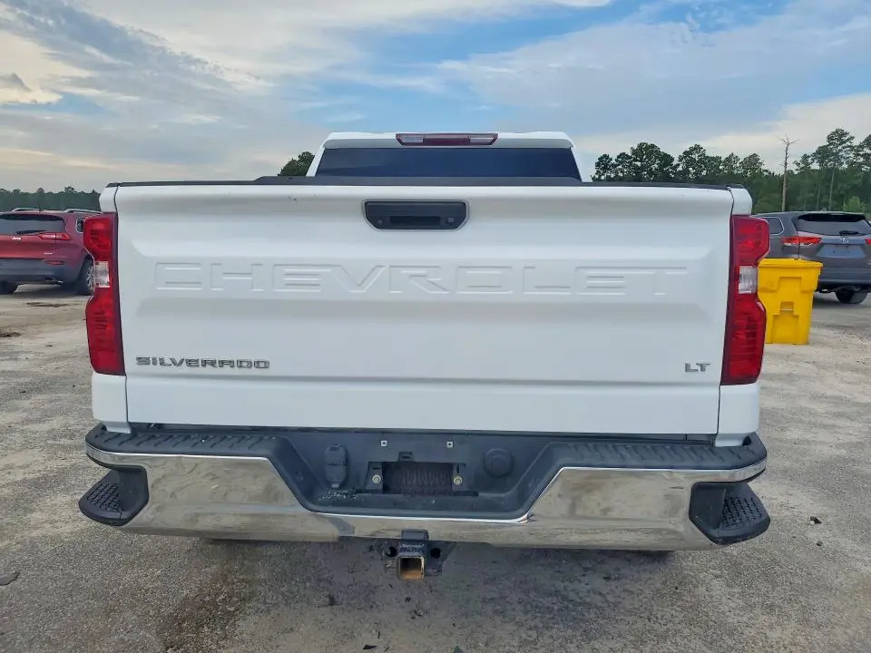 2020 CHEVROLET SILVERADO K1500 LT  