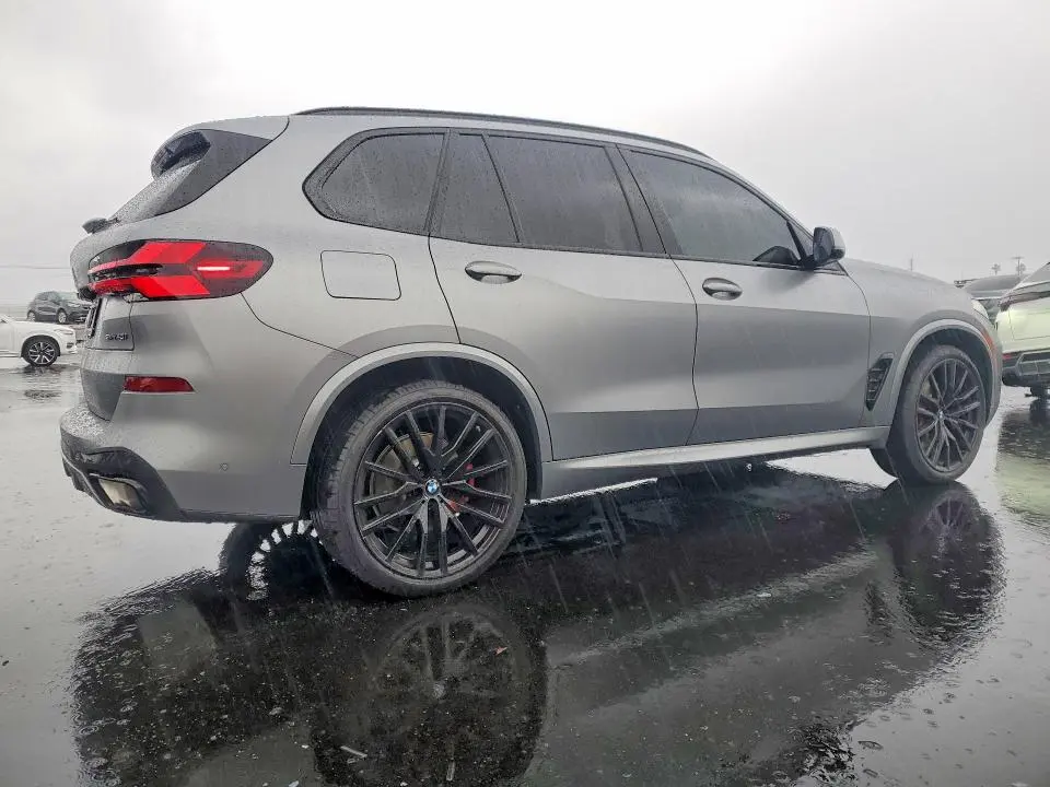 2025 BMW X5   