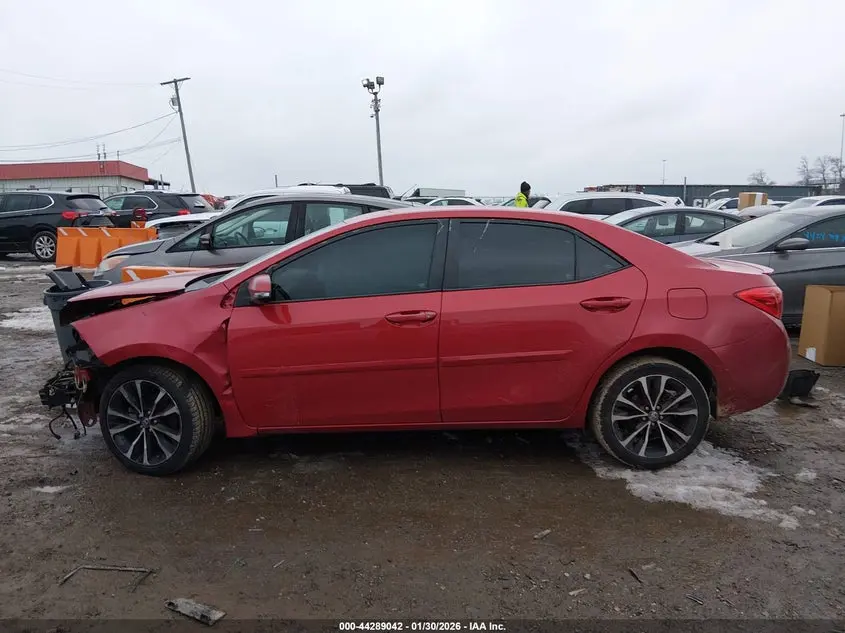 2017 TOYOTA COROLLA SE