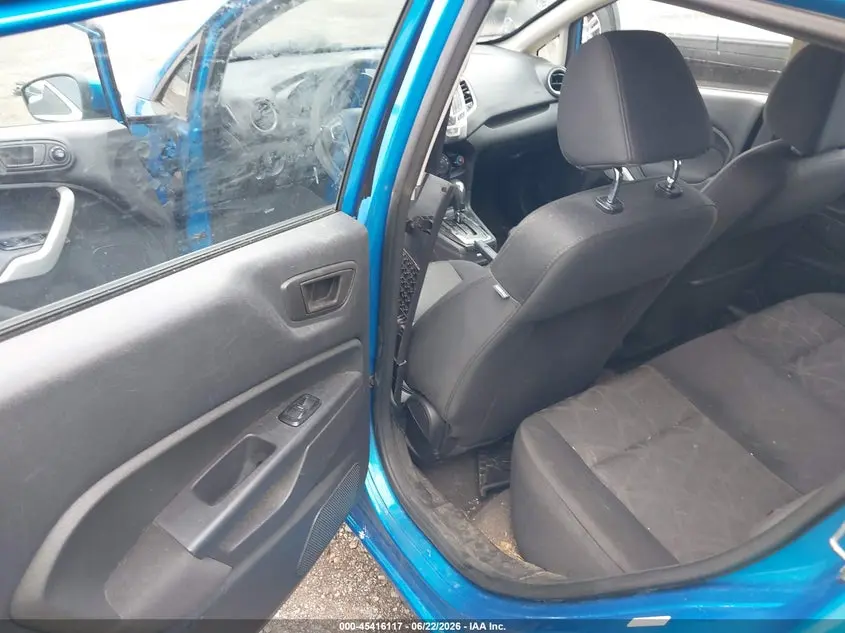 2013 FORD FIESTA SE