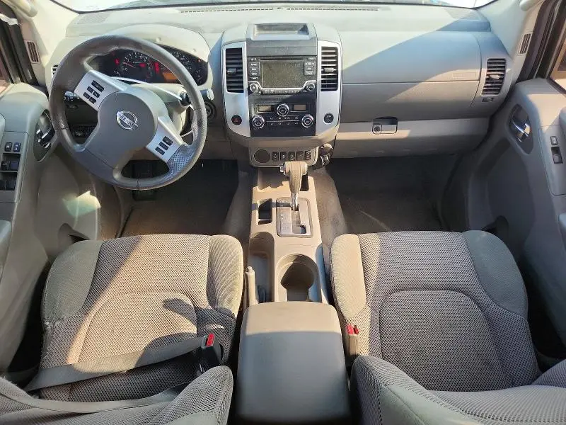 2015 NISSAN FRONTIER S  