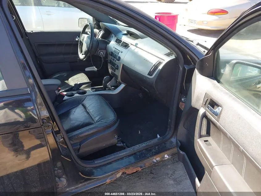 2010 FORD FOCUS SEL