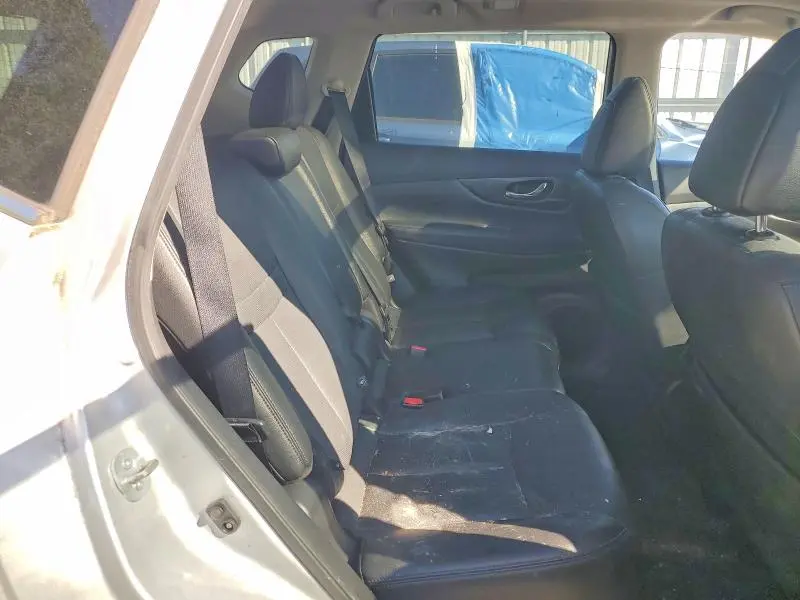 2016 NISSAN ROGUE SL  