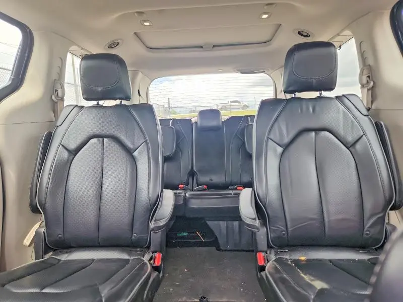 2019 CHRYSLER PACIFICA LIMITED  