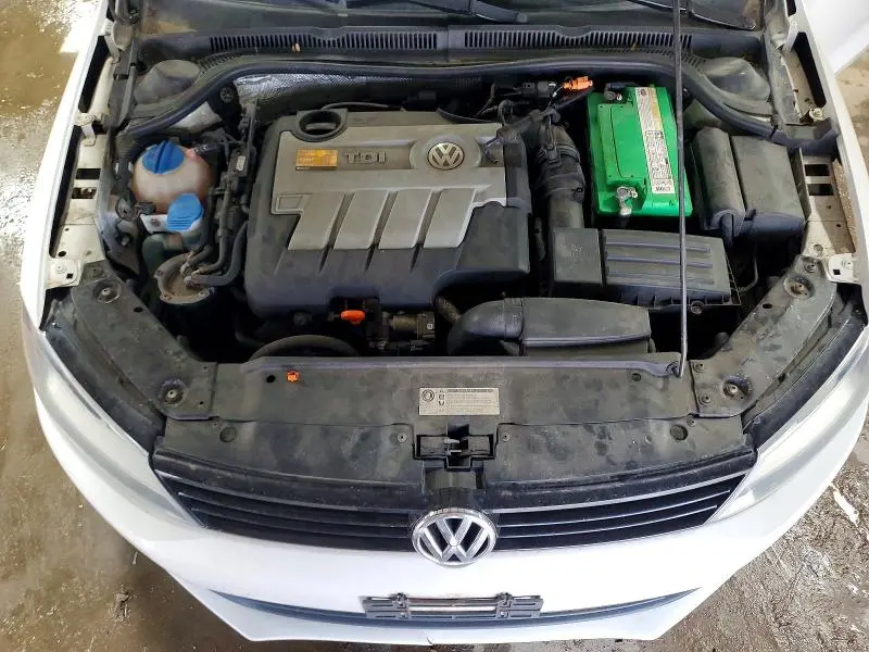2012 VOLKSWAGEN JETTA TDI  