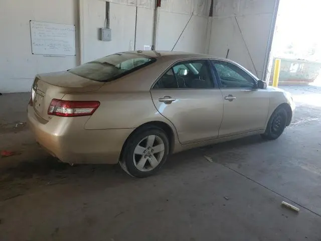2011 TOYOTA CAMRY BASE  