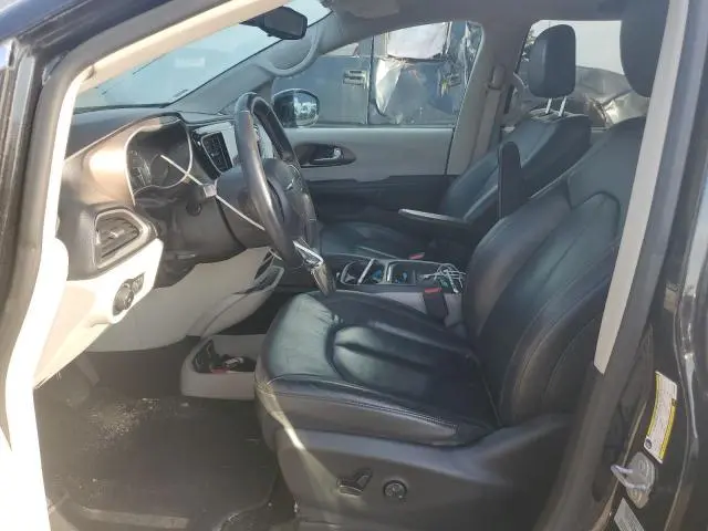 2017 CHRYSLER PACIFICA TOURING L  