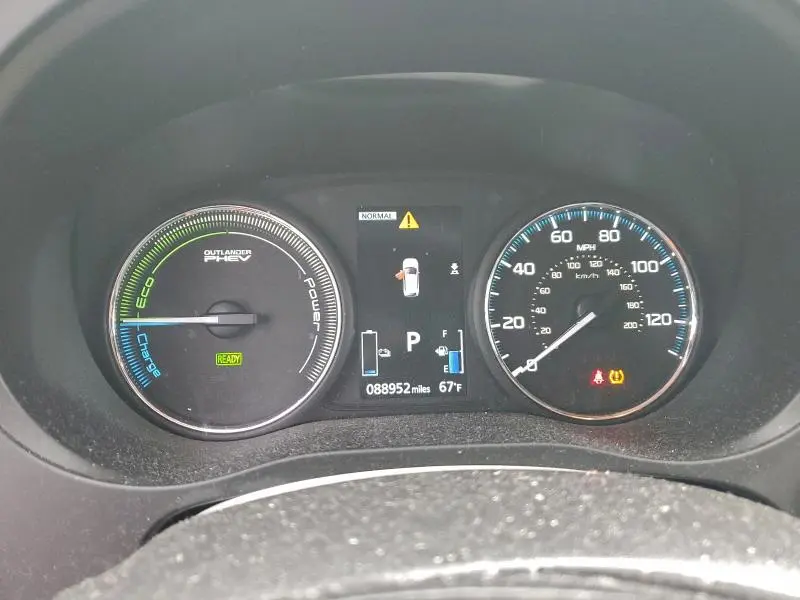 2018 MITSUBISHI OUTLANDER SE  