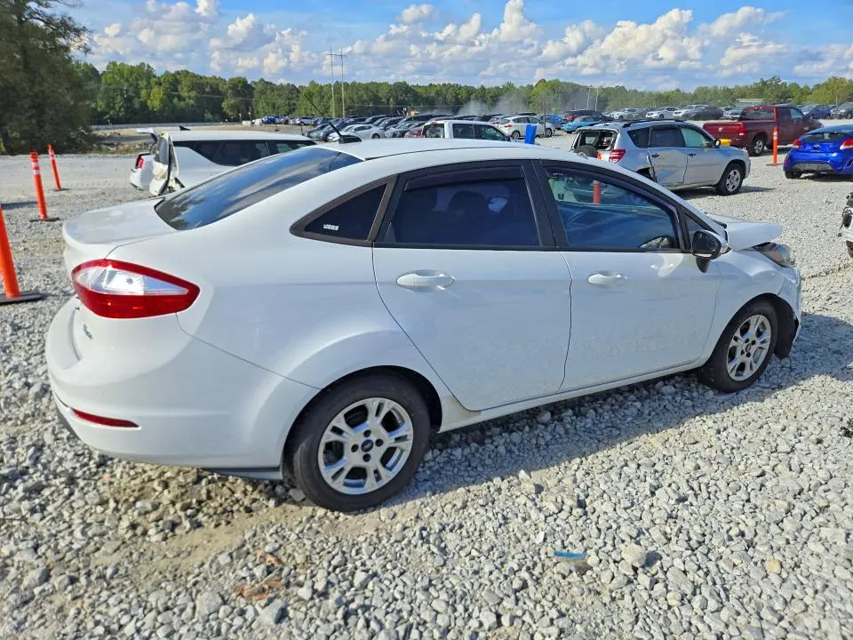 2015 FORD FIESTA SE  