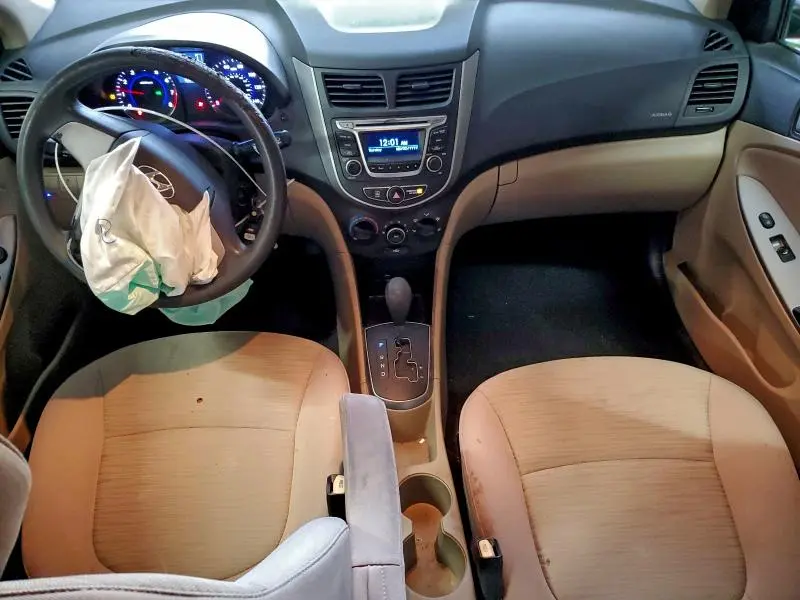 2015 HYUNDAI ACCENT GLS  