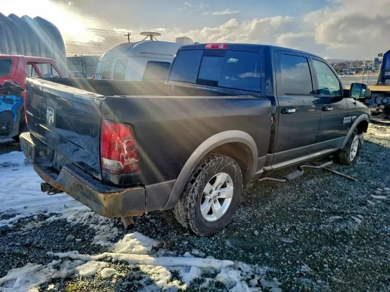 2013 RAM 1500 SLT  