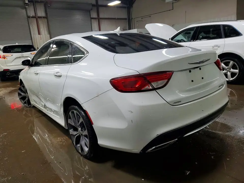 2015 CHRYSLER 200 C  