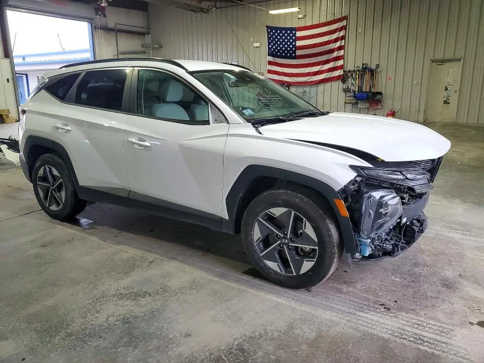 2025 HYUNDAI TUCSON SEL  