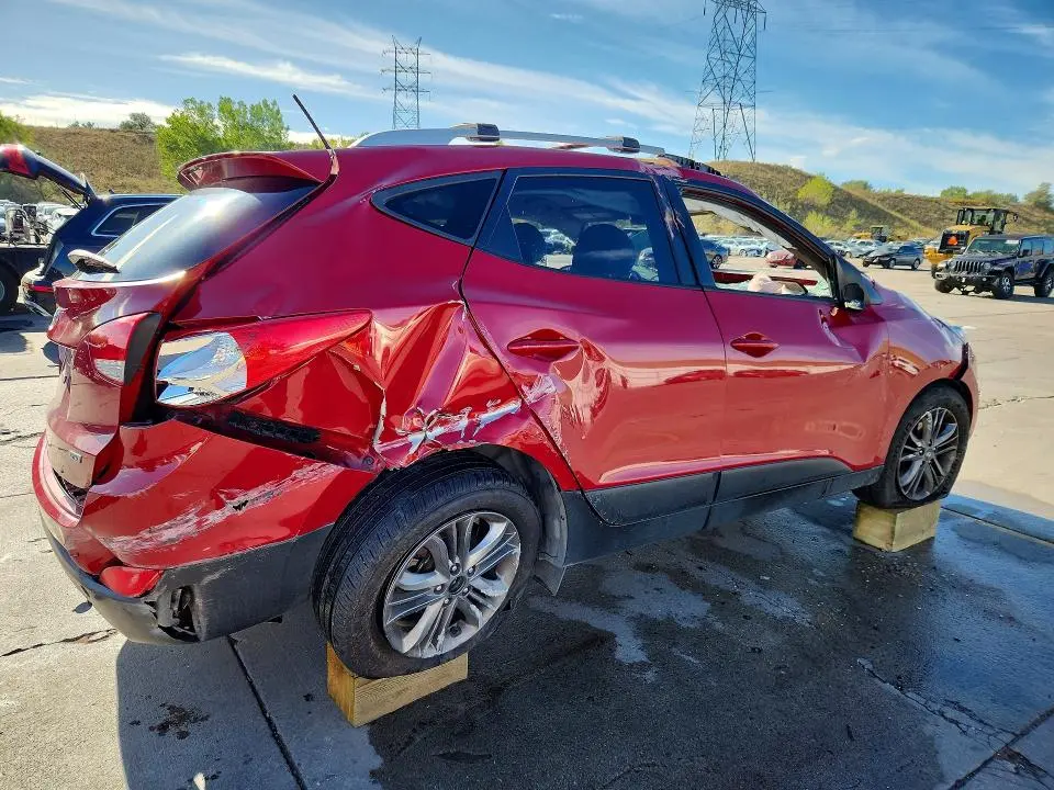 2015 HYUNDAI TUCSON SE  