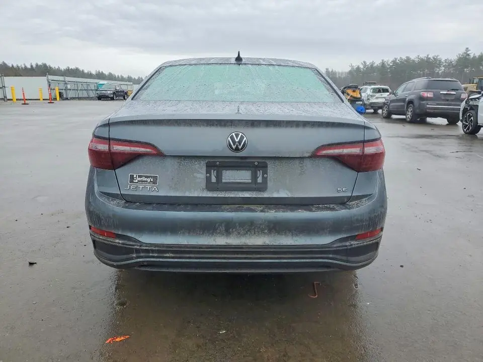 2022 VOLKSWAGEN JETTA SE  