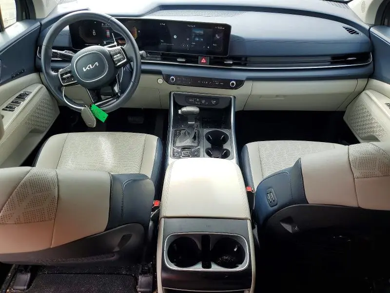2025 KIA CARNIVAL EX  
