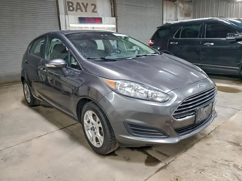 2015 FORD FIESTA SE  