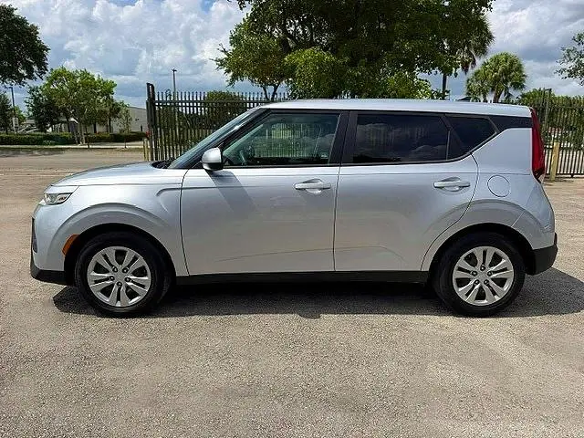 2020 KIA SOUL LX  