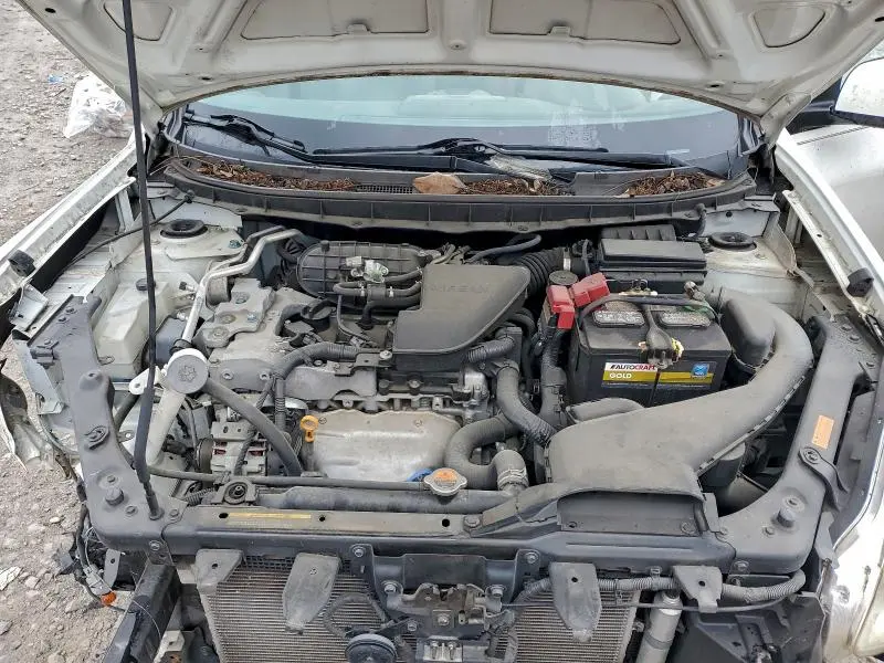2013 NISSAN ROGUE S  
