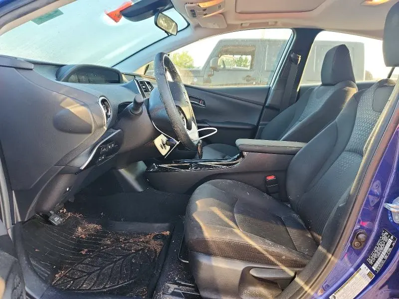 2018 TOYOTA PRIUS THREE  