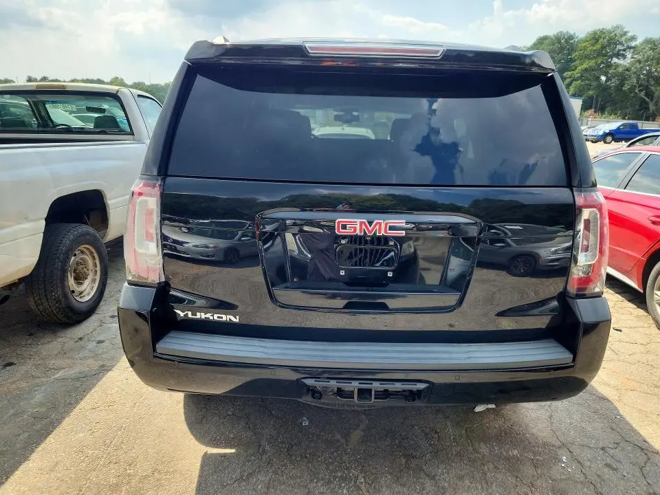 2016 GMC YUKON SLE  