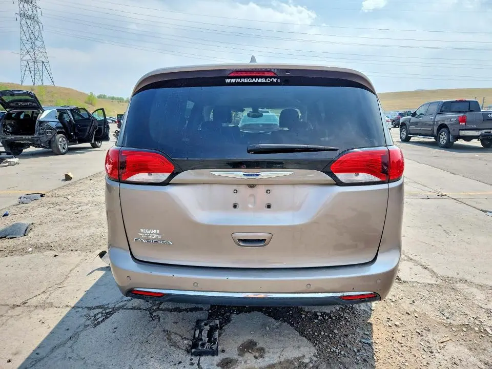 2017 CHRYSLER PACIFICA TOURING L  