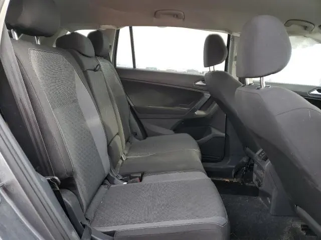 2021 VOLKSWAGEN TIGUAN S  