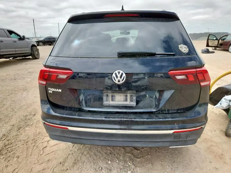 2021 VOLKSWAGEN TIGUAN SE  