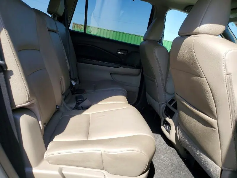 2016 HONDA PILOT EXL  