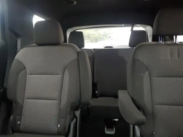 2023 CHEVROLET TRAVERSE LT  