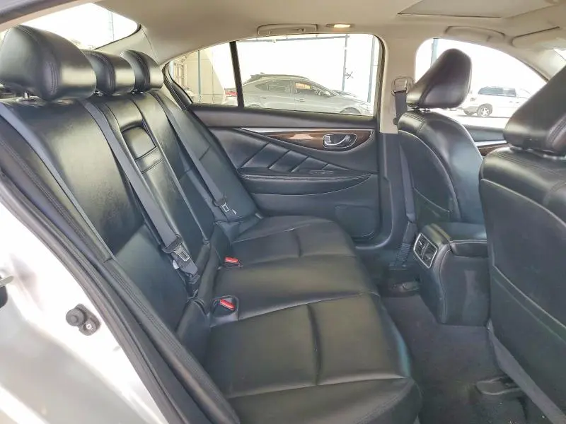 2019 INFINITI Q50 LUXE  