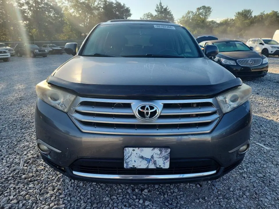 2011 TOYOTA HIGHLANDER LIMITED  