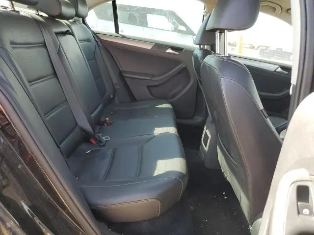 2018 VOLKSWAGEN JETTA SE