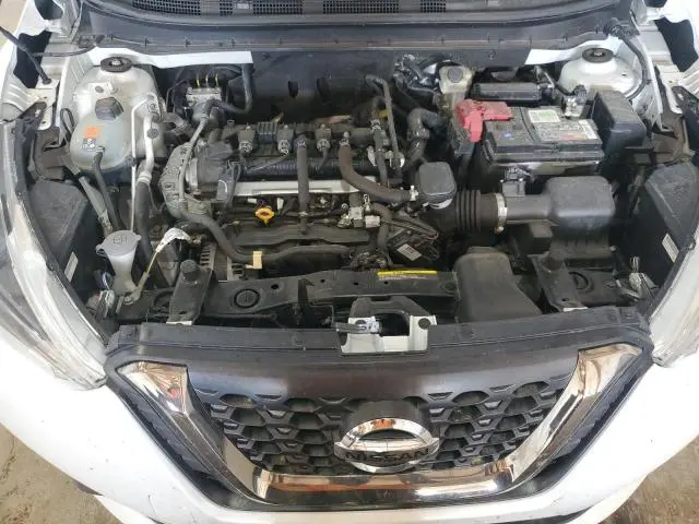 2019 NISSAN KICKS S