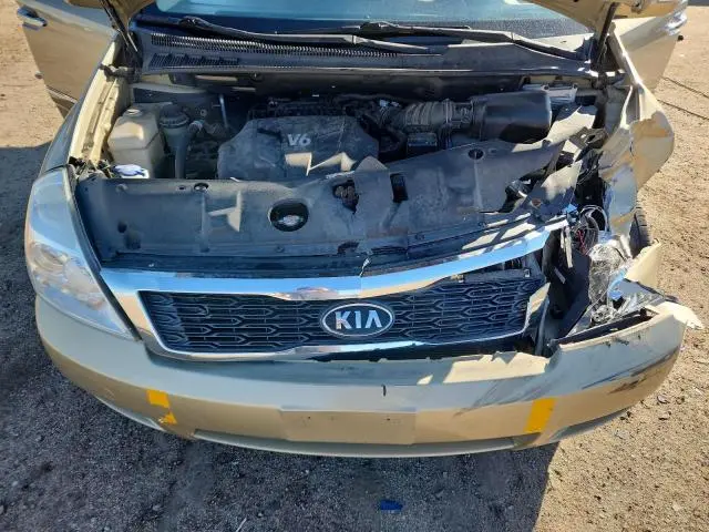2011 KIA SEDONA
