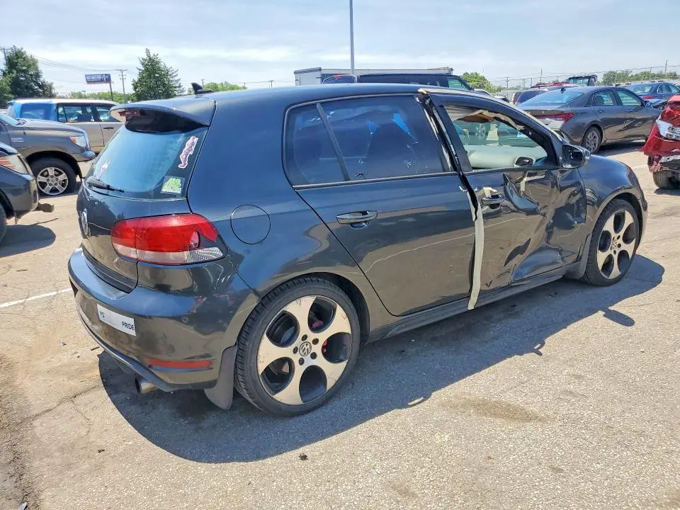 2011 VOLKSWAGEN GTI   