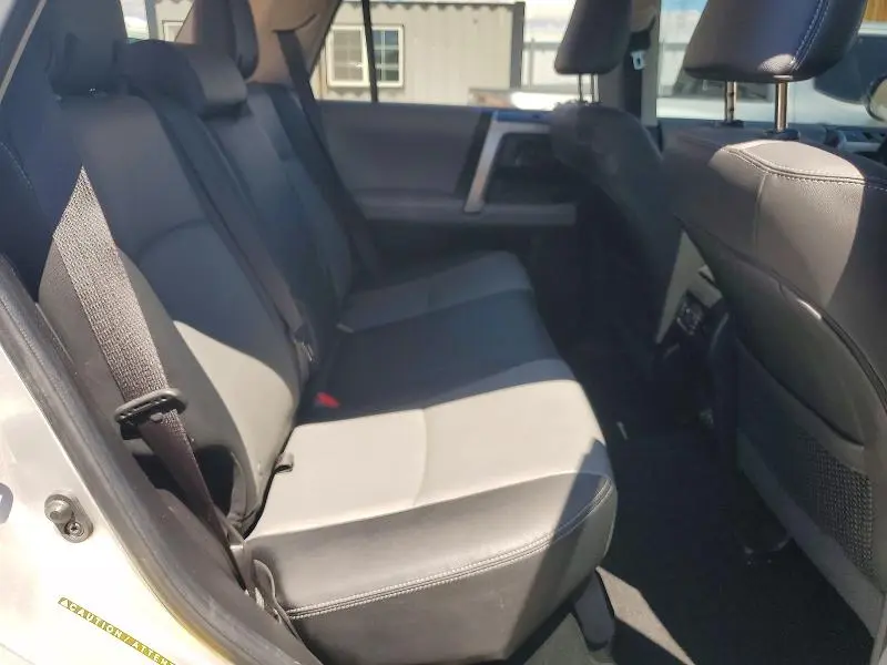 2024 TOYOTA 4RUNNER SR5 PREMIUM  