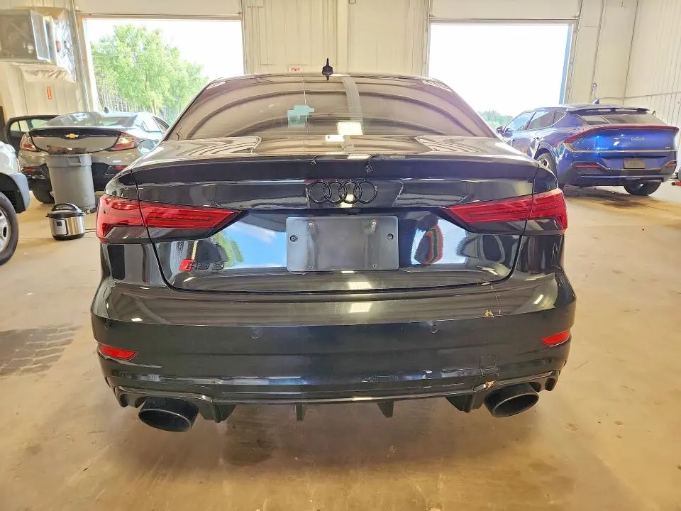 2019 AUDI RS3   
