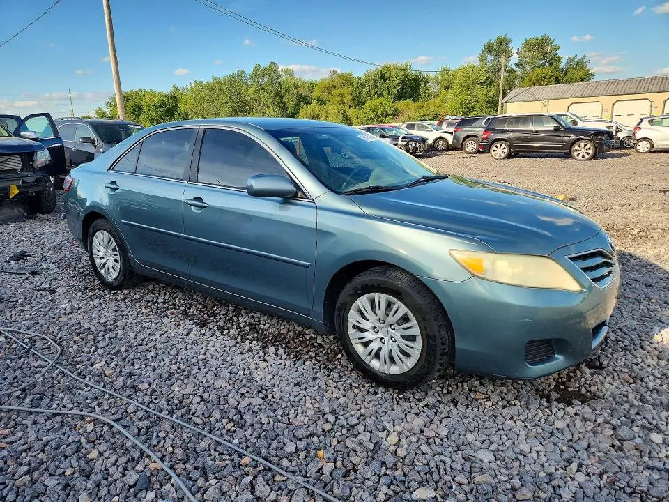 2010 TOYOTA CAMRY LE  