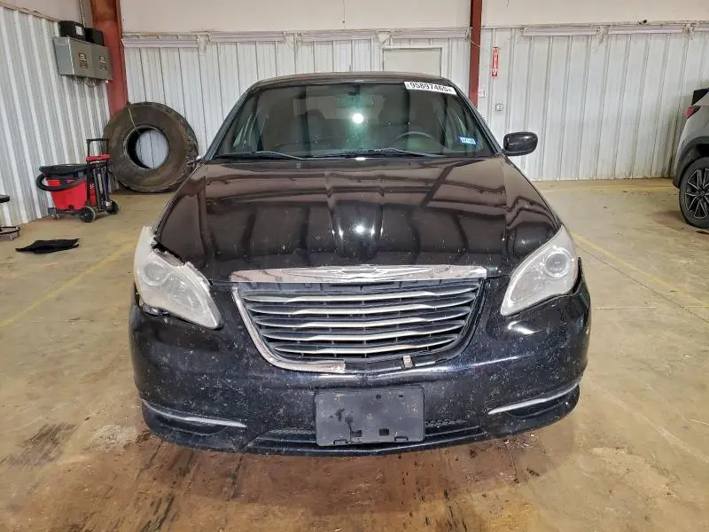 2013 CHRYSLER 200 LX  