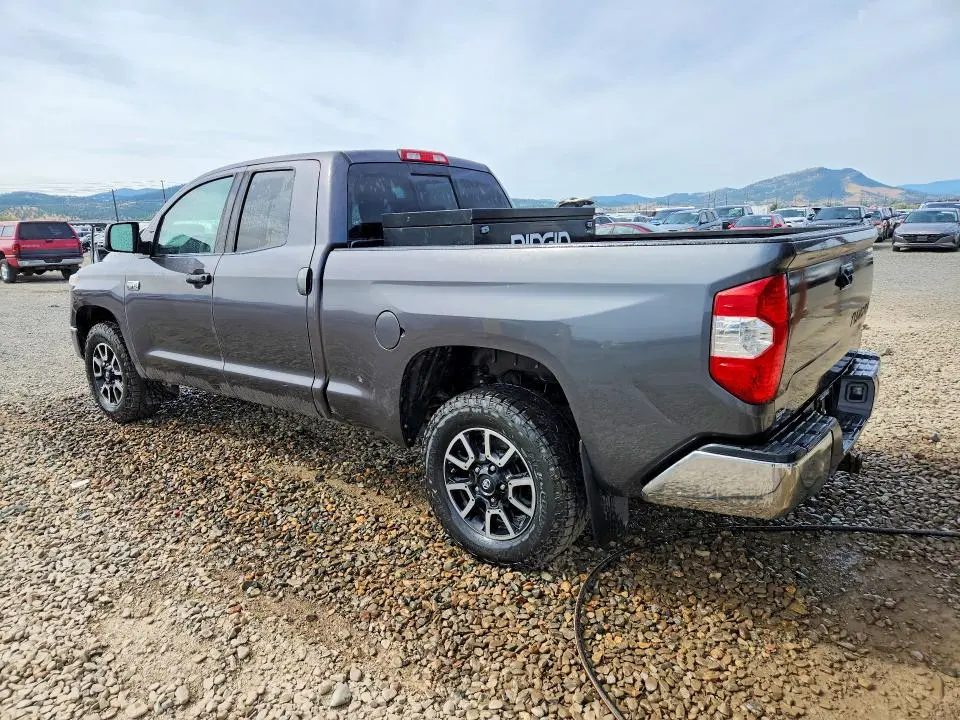 2019 TOYOTA TUNDRA SR5  