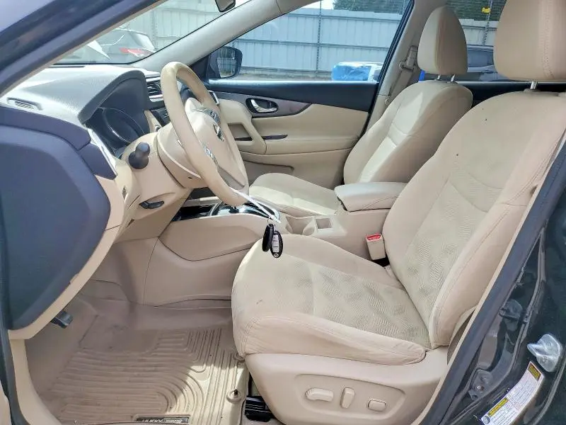 2014 NISSAN ROGUE SV  