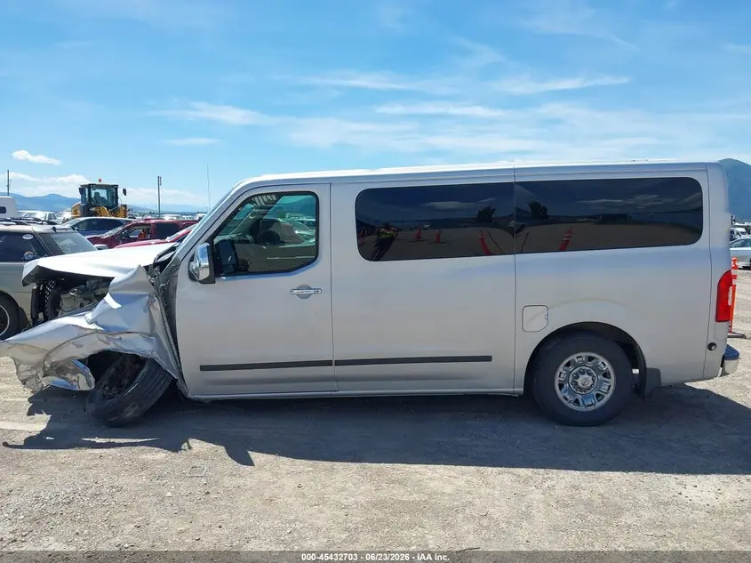 2018 NISSAN NV PASSENGER NV3500 HD SV V6