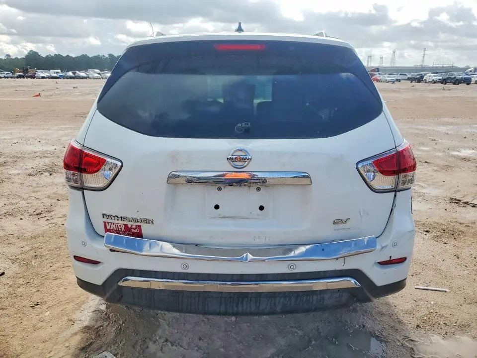 2016 NISSAN PATHFINDER SV  