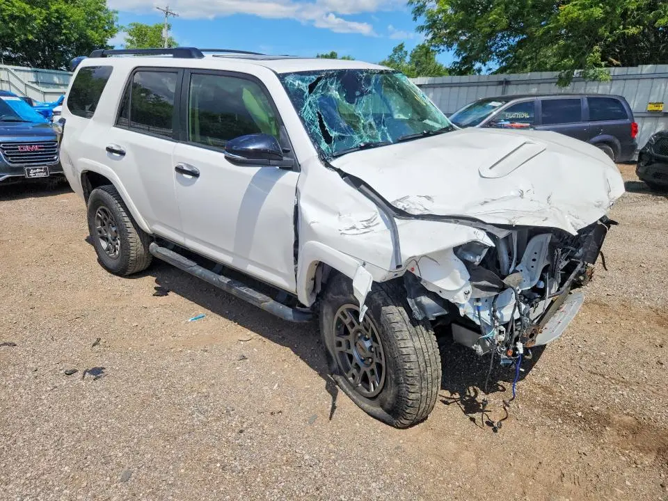 2020 TOYOTA 4RUNNER VENTURE EDITION  