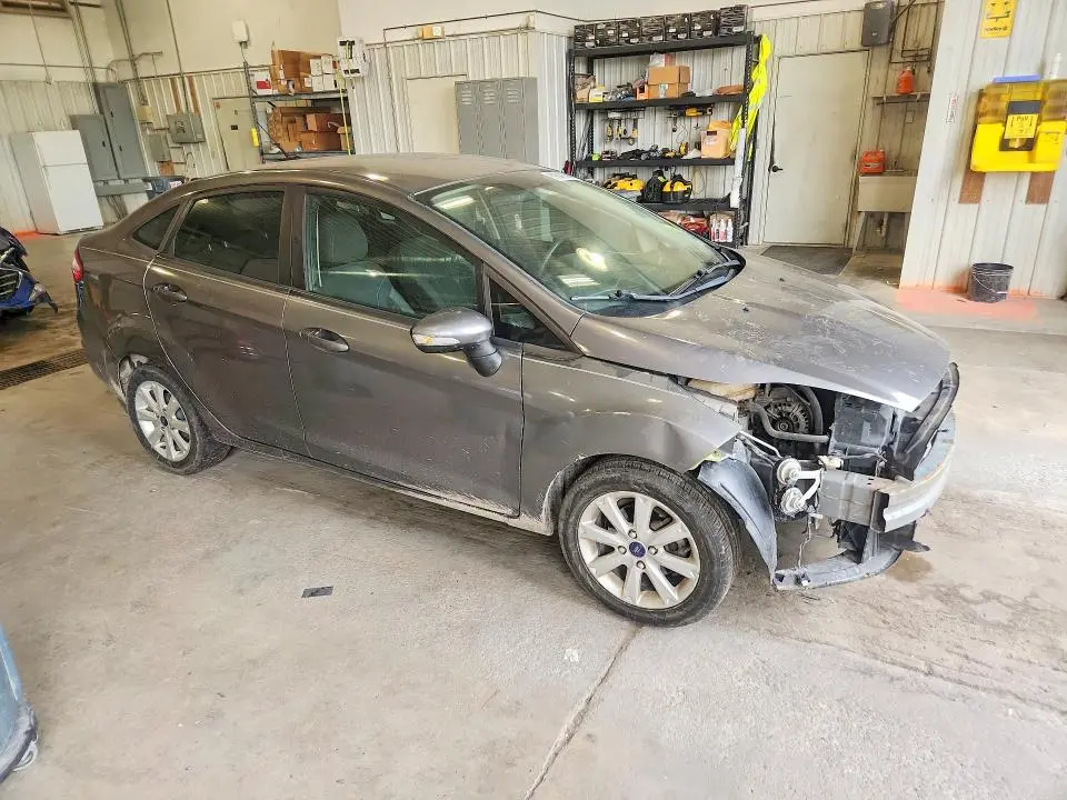 2014 FORD FIESTA SE  