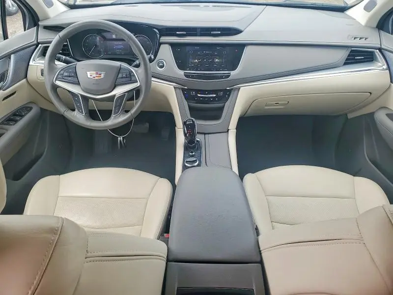 2023 CADILLAC XT5   