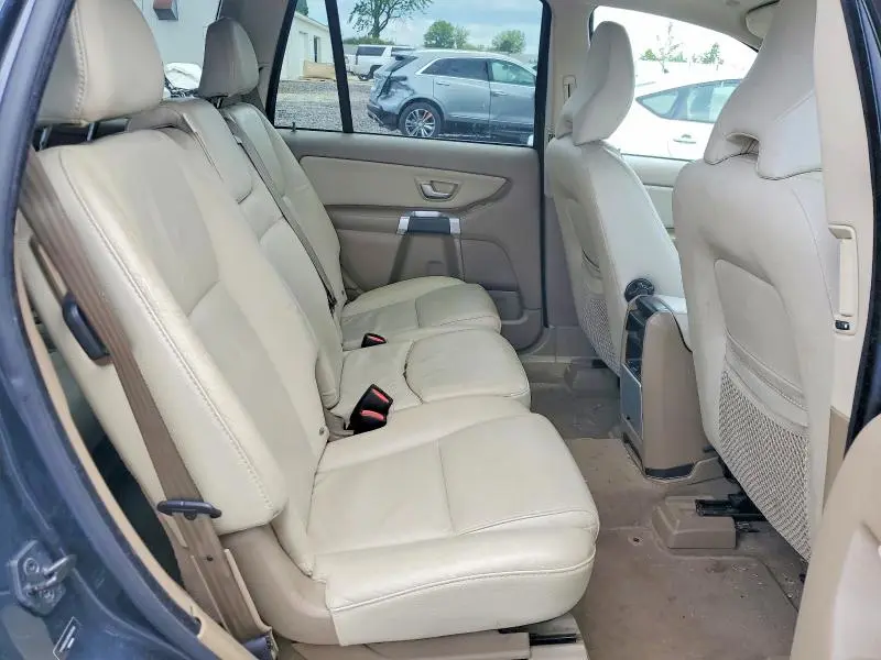 2013 VOLVO XC90 3.2  
