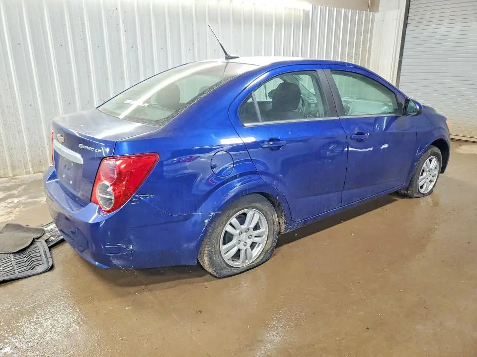 2014 CHEVROLET SONIC LT  