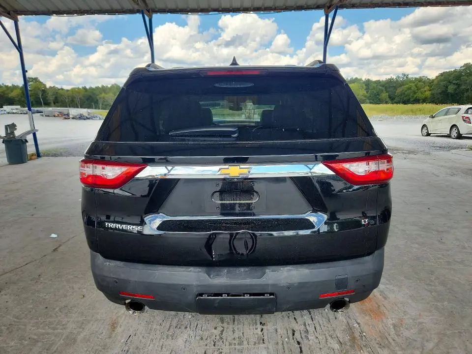 2019 CHEVROLET TRAVERSE LT  
